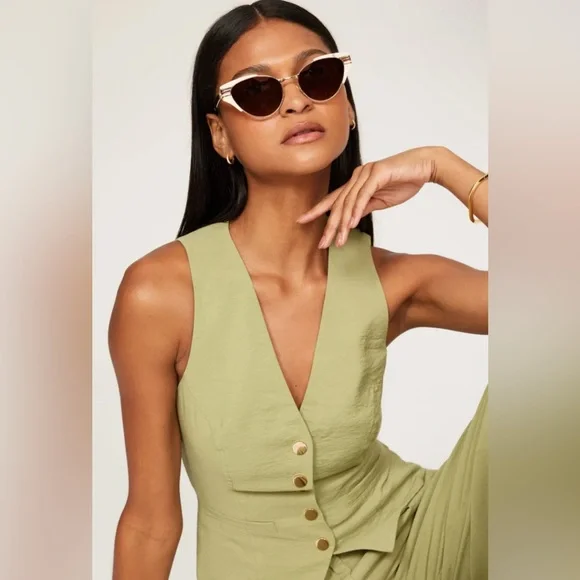 New - ? - Authentic  Gucci Ivory and Gold/ Green Gradient GG0522S Cat Eye Sung… Gucci GG1422S Sunglasses | Select Eyewear main image 3